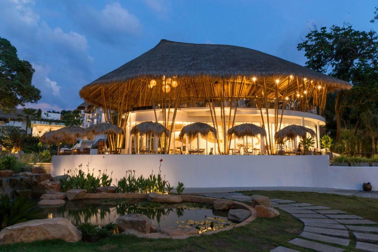에덴 비치 리조트 앤 스파  카오락 외부 사진 The restaurant at the resort