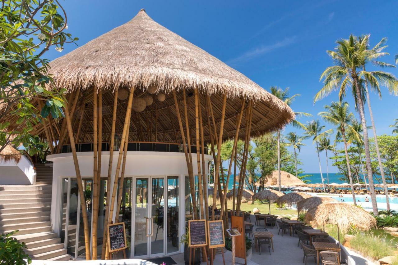 에덴 비치 리조트 앤 스파  카오락 외부 사진 Bamboo hut at the resort
